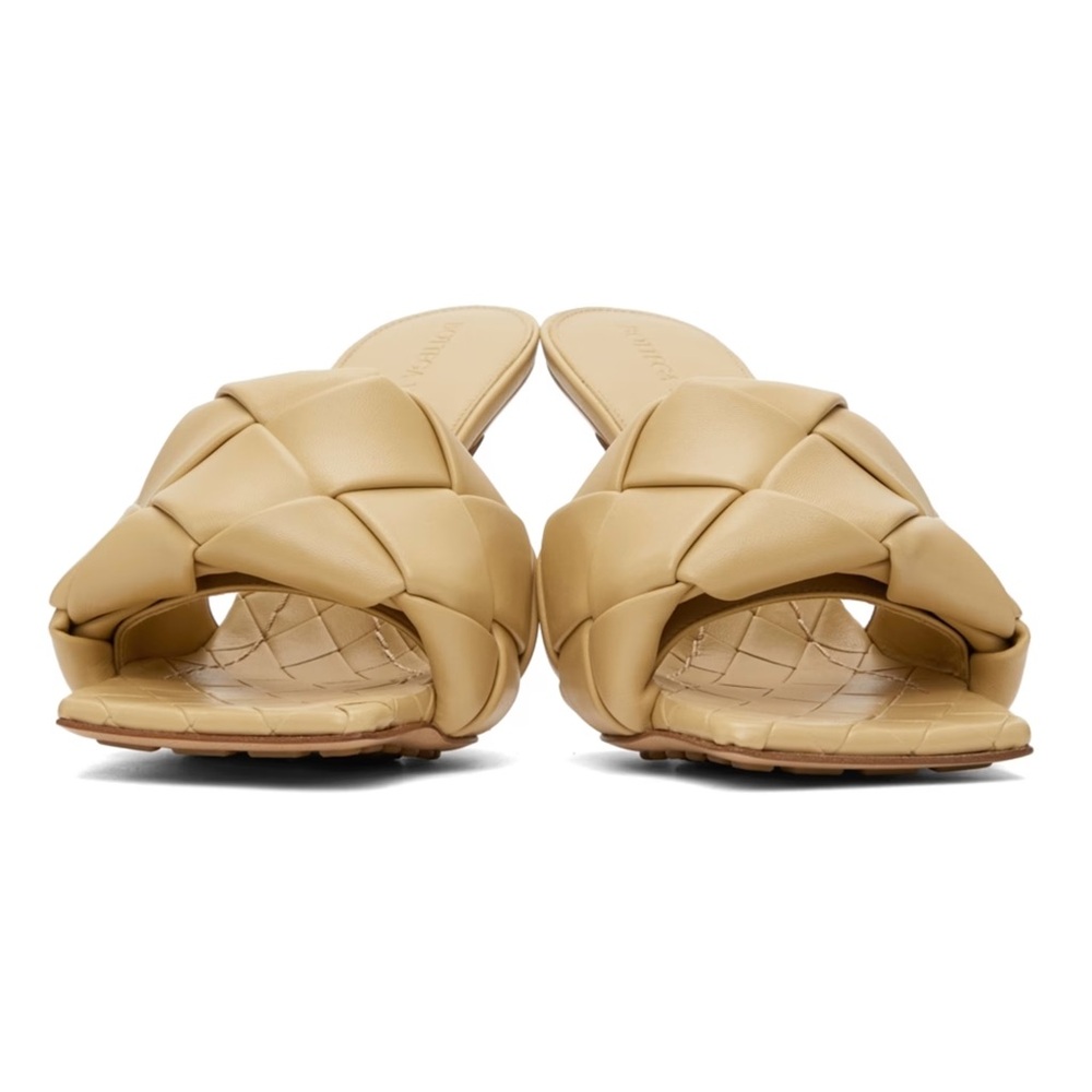 Bottega Veneta Beige Intrecciato Lido Heeled Sandals size 38 1/2.